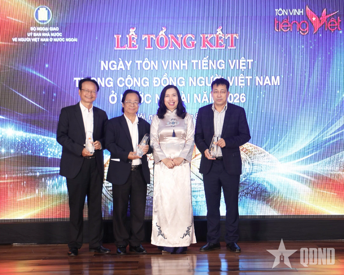 Phát huy vai trò của kiều bào trong việc giữ gìn tiếng Việt, bản sắc văn hóa dân tộc